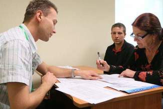 Owoce zostały na drzewach. Rolnicy czekają na wsparcie