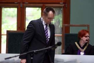 Poseł szantażowany przez prostytutkę chce być burmistrzem