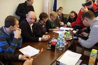 Sejmik: PiS wygrało, ale rządzić będzie PSL z PO. Kto będzie w zarządzie?