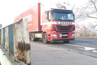 Wąskie gardło nad Uherką. Będzie remont mostu w Chełmie