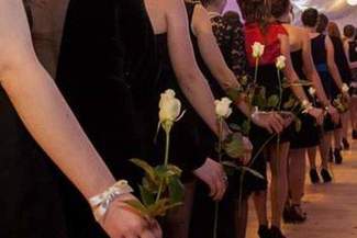 Wychowawca chciał żeby maturzyści płacili mu za naukę poloneza