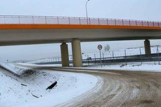 Nie odśnieżali wiaduktu, bo był w budowie
