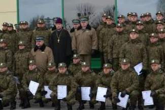 Teraz szkolenie, granica latem. Nowi funkcjonariusze straży granicznej