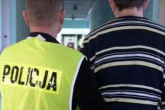 Myślała, że pomaga policji. Wysłała oszustom 33 tys. zł