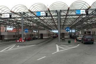 Chcą przejść granicznych dla pieszych. Ale samorządy milczą