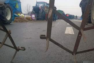 Najazd rolników na Warszawę. Blokady na drogach