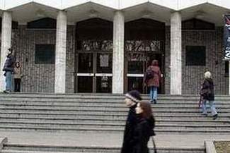 Zdawalność na aplikacje prawnicze: Absolwenci KUL w czołówce (tabele)