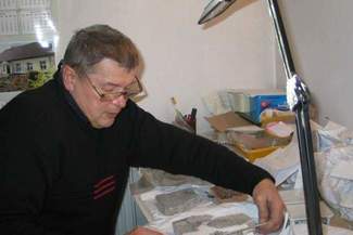 Świątynia pod świątynią. Umieszczą w posadzce przeszklone otwory