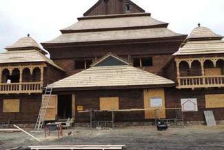 Biłgoraj: Domy, sklepy i synagoga w miasteczku kresowym