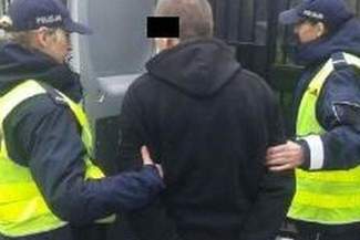 Wyprosili go z autokaru, więc kupił sobie audi. Miał 3 promile i chciał jechać do domu