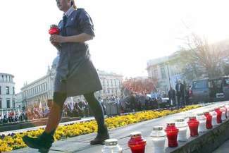"Szok, nie uwierzyłem", jak mieszkańcy pamiętają katastrofę smoleńską (wideo)