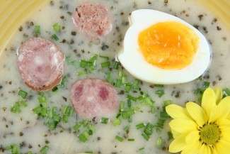 Przepisy na Wielkanoc. Jak zrobić świąteczny żurek?