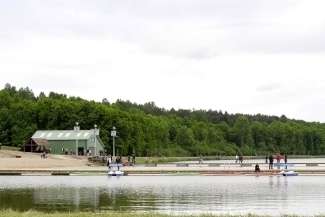Maczuły: Nowa plaża, molo i kajaki