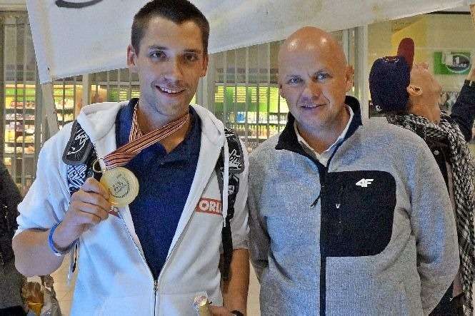 Fot. KM Cross Lublin  Do mistrzostwa świata juniorów w cross country Jakub Piątek dołożył triumf w R