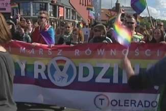Marsz Równości przeszedł przez Gdańsk. Grupa osób zablokowała paradę