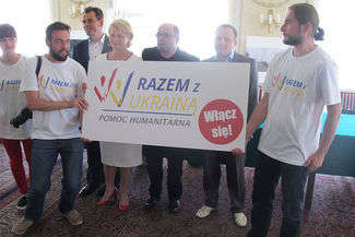 "Razem z Ukrainą. Pomoc humanitarna". Przynieść dary dla przesiedleńców (lista punktów zbiórki)