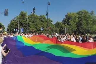 Parada Równości przeszła ulicami Warszawy (wideo)