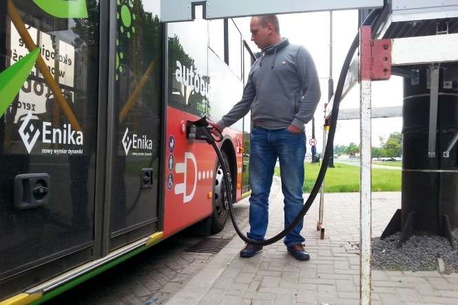 Elektryczny autobus Ekovolt będzie miał przerwy na ładowanie (fot. Dominik Smaga)