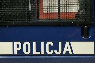 Brutalne metody policjantów. Jeden z podejrzanych popełnił samobójstwo