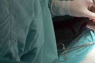 Pacjent szpitala MSW w Lublinie oskarża placówkę, że zamiast prawej przegrody nosa, lekarz się pomylił i zoperował lewą (fot. Archiwum)