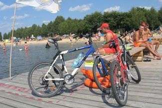 Zalew w Żółtańcach cieszy się coraz większą popularnością. Ale nie zawsze jest tak sielsko i anielsko…
