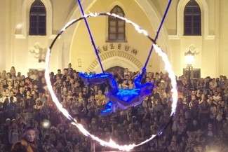 Carnaval Sztukmistrzów mogło odwiedzić nawet 120 tys. widzów (wideo)
