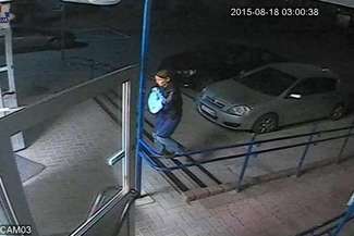 Kamera nagrała kobietę, która porzuciła noworodka w szpitalu (wideo)