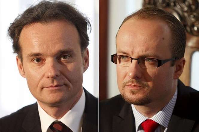 Agenci Centralnego Biura Śledczego sprawdzali, czy Piotr Kowalczyk (z prawej), przewodniczący rady miasta i Grzegorz Siemiński, były zastępca prezydenta miasta, nie „ustawiali” wyników konkursu. Ostatecznie prokuratura umorzyła śledztwo