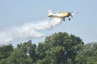 Przed godziną 19 po wielu godzinach walki z żywiołem, tuż po kolejnym tankowaniu, jeden z samolotów rozbił się (Fot. Nina Janczak)