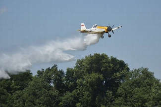 Dromader brał udział w gaszeniu pożaru. Fot. Nina Janczak / Alarm24