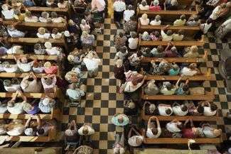 Po odzyskaniu przed kilkunastu laty przez Zakon budynku klasztornego pojawiła się szansa, aby Sanktuarium w Radecznicy przywrócić należne miejsce na religijnej mapie Polski. W 2013 roku rozpoczęto starania o nadanie tytułu Bazyliki Mniejszej. W lipcu 2015 roku Stolica Apostolska dała zgodę. Po konsultacji z nuncjuszem apostolskim uroczyste ogłoszenie tytułu zostało ustalone na 6 września 2015 roku
