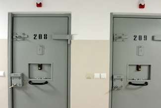 Targnął się na życie w celi. Ukrył się przed monitoringiem