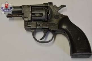 Pistolet i marihuana u 32-latka z gm. Krasnystaw