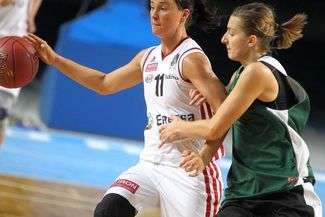 Awans do fazy play-off to cel minimum dla Aldony Morawiec (z prawej) i jej koleżanek, fot. ŁUKASZ LUBIŃSKI/ENERGA-KATARZYNKI.PL