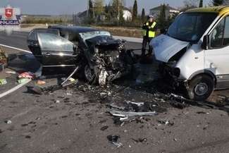 Zderzenie aut w Bystrzycy. Trzy kobiety w szpitalu