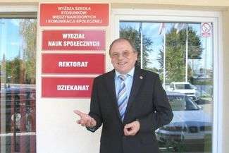 Zdaniem dr. Michała Gołosia misją uczelni jest wspieranie lokalnych społeczności