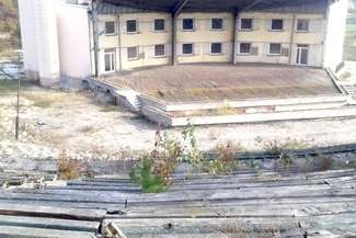 Po stoku jak po grudzie. Kumowa Dolina popada w ruinę