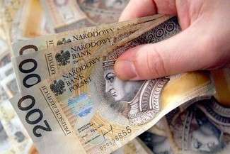 Od dwóch miesięcy czekają na stypendia. "Uczniowie zostali oszukani przez władze miasta"