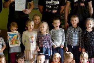 Koszykarze Startu odwiedzili w poniedziałek dzieci z jednego, z lubelskich przedszkoli
FOT. MKS.STARTLUBLIN.PL
