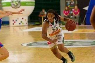 Jhasmin Player była najskuteczniejszą zawodniczka lubelskiego zespołu w sobotnim meczu

Fot. azs.umcs.pl