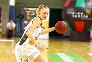 Agata Szczepanik po meczu z Artego Bydgoszcz wspólnie z Dominką Owczarzak oraz Aldoną Morawiec pojedzie na zgrupowanie reprezentacji Polski

Fot. azs.umcs.pl