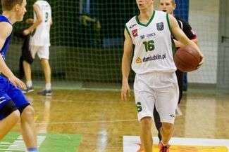 Przemysław Tradecki w meczu w Warszawie zdobył dwanaście punktów, fot. www.azs.umcs.pl