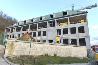 Budowa szkoły w Kazimierzu Dolnym