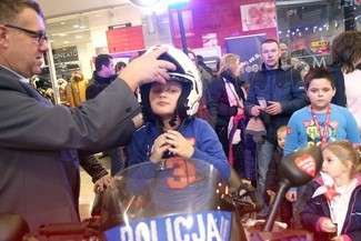 Do ubiegłego roku policja aktywnie uczestniczyła w finałach WOŚP (fot. AS)