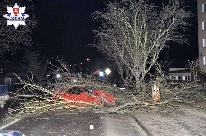 Wypadek na ul. Lubelskiej w Biłgoraju (fot. Policja)