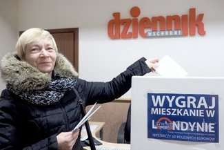 W poniedziałek Pani Anna dostarczyła do Biura Loterii 3 koperty z kartami prenumeratora