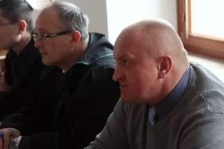 Marian Kowalski (pierwszy z prawej) podczas dzisiejszej rozprawy