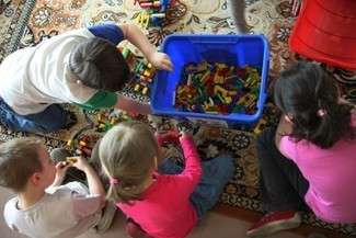 Zerówki w szkołach? Minister edukacji karci samorządy