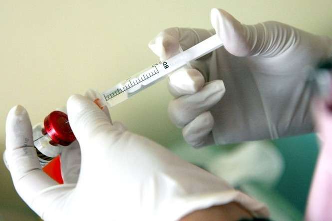 Według danych Głównego Inspektoratu Sanitarnego zaledwie 3,7 proc. Polaków szczepi się przeciwko grypie. Mieszkańcy województwa lubelskie zaledwie w 3 proc. (fot. Archiwum DW)