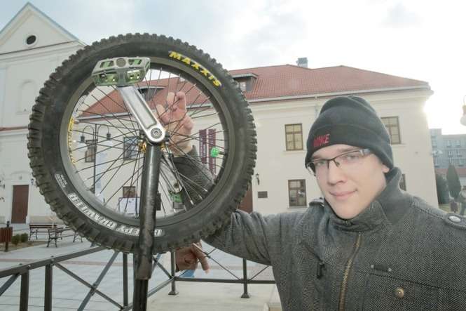  Krzysztof monocykl kupił w 2010 roku